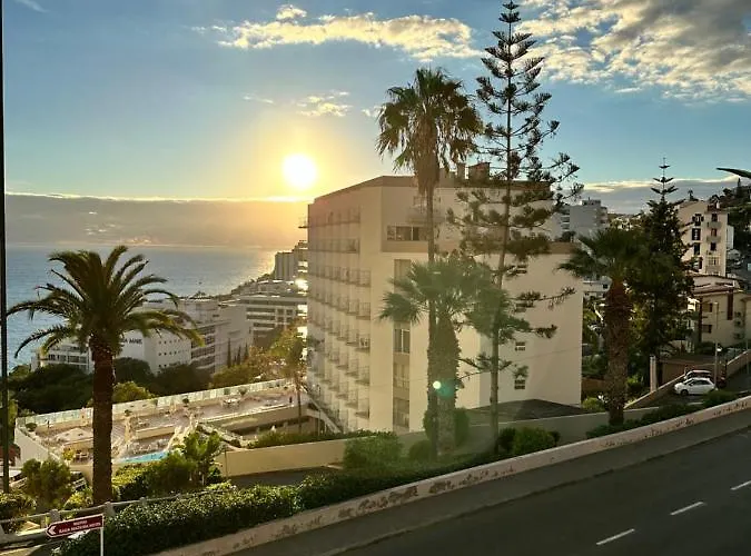 Ines Seaview
