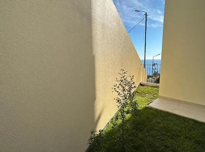 Ines Seaview Apartamento *