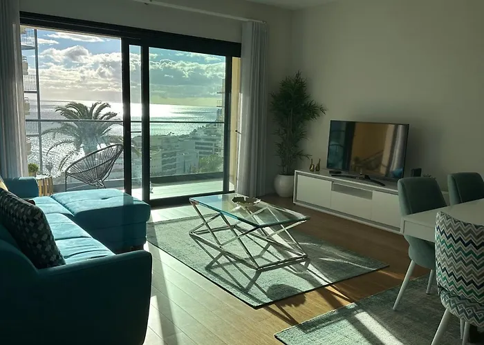 Ines Seaview פונשל